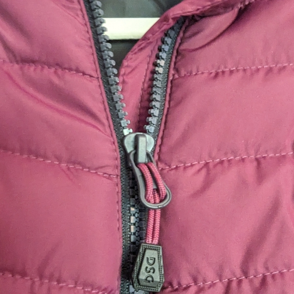 DSG Light Puffer Jacket - Picture 7 of 8